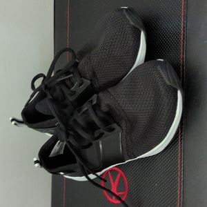 5.5 Wide New Balance sneakers FuelCore Nergize Sport V1